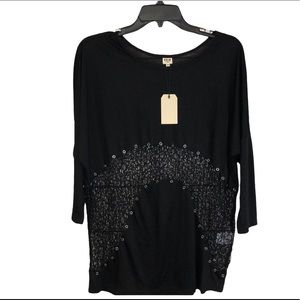 UNIQ black mesh 3/4 sleeve‎ top